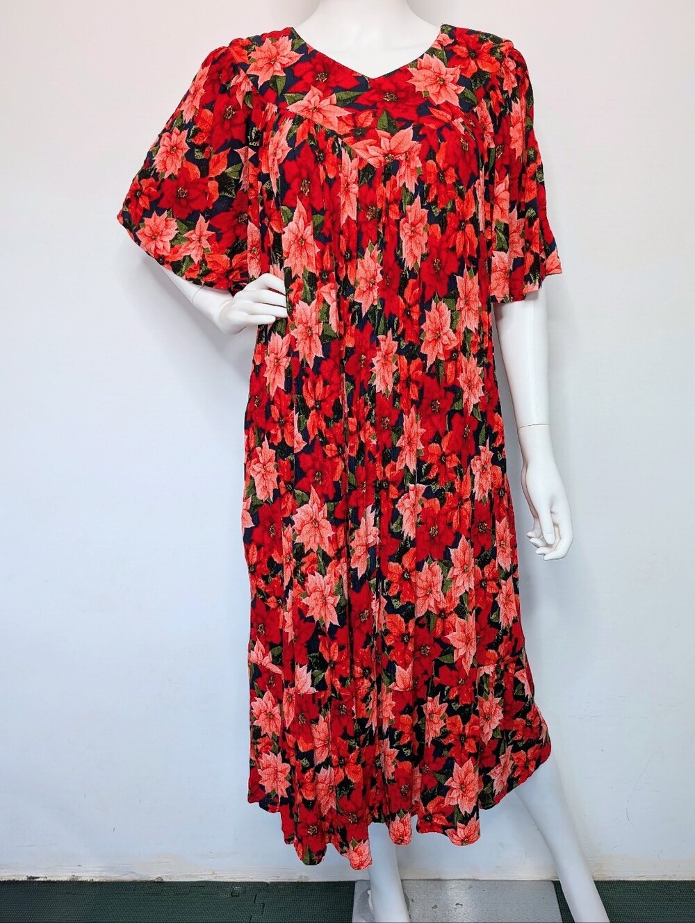 90s Navy & Red Floral Pattern V Neck Short Flutter Sleeve Maxi Lounge Dress